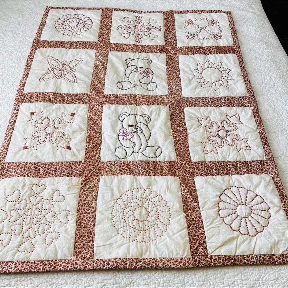 52”x40”Vintage Homemade Kids Quilt.